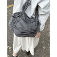 thumbnail image 5 of Bolso de hombro para mujer de tela de nailon, sencillo y moderno, informal, con estampado de letras plisadas, bolso cruzado de gran capacidad, tendencia, 5 of 5