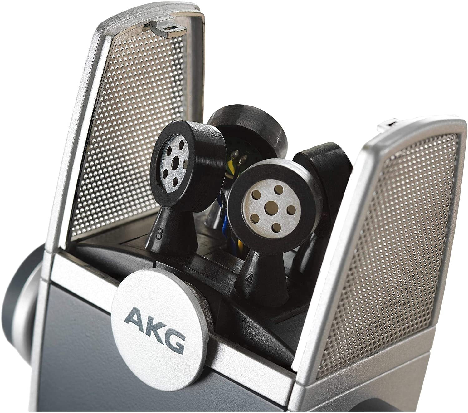 AKG Pro Audio Lyra Ultra-HD, Four Capsule, Multi-Capture Mode, USB-C Condenser Microphone for Recording and Streaming with Pop Filter, Extension USB Cable, and 4-Port USB Hub Bundle
