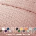 Exclusivo Mezcla Queen Quilt Bedding Set for All Seasons, Lightweight
