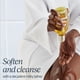 thumbnail image 2 of Aceite de ducha L'Occitane, limpiador y suavizante de almendras, 250 ml, 2 of 7