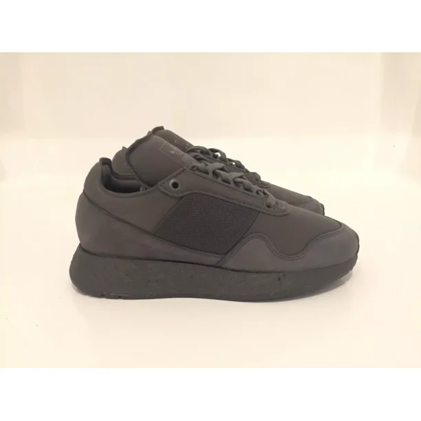 5 Men/6 Women - Ad-id-as Originals X Daniel Arsham New York Present Gray Run Shoes