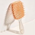 thumbnail image 2 of Peine de masaje hueco de malla dorada transparente con destellos para cabello sin nudos, peine de forma esponjosa de doble uso seco y húmedo, 2 of 6