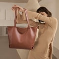 thumbnail image 3 of Bolso WLLWOO de piel vegana suave para mujer, color marrón, 3 of 7