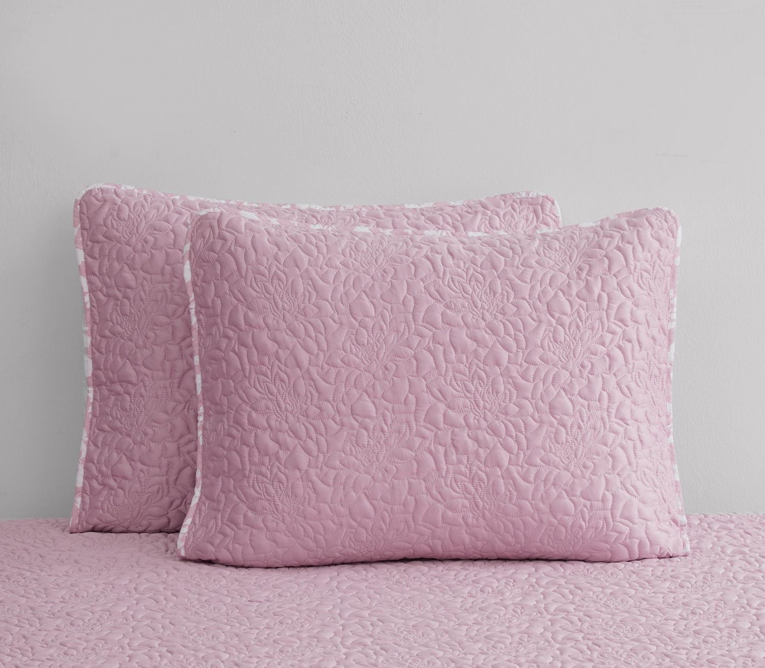 Valerie 3 Piece Reversible Quilt Set