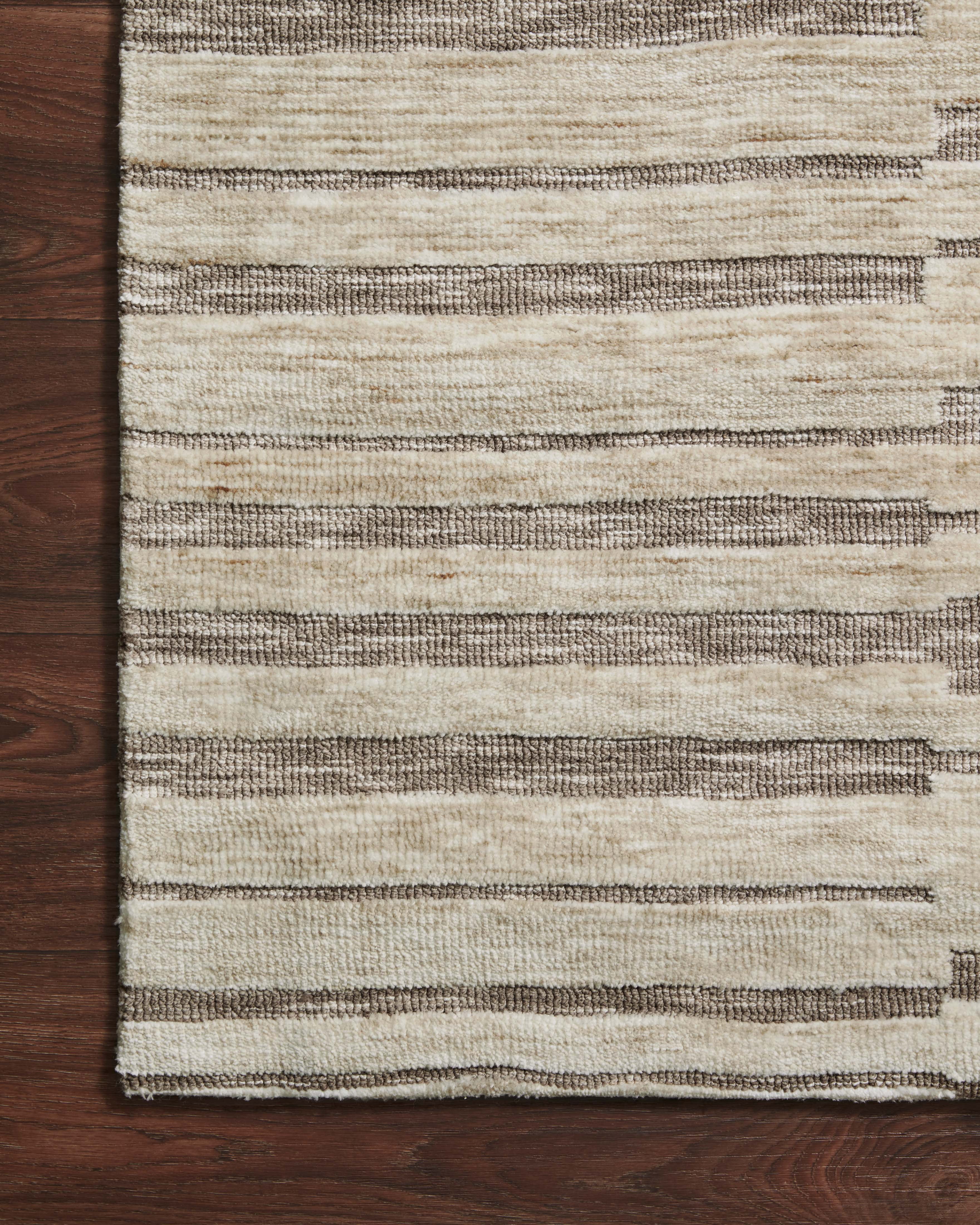 Loloi Neda Abstract Area Rug, 42 in x 66 in