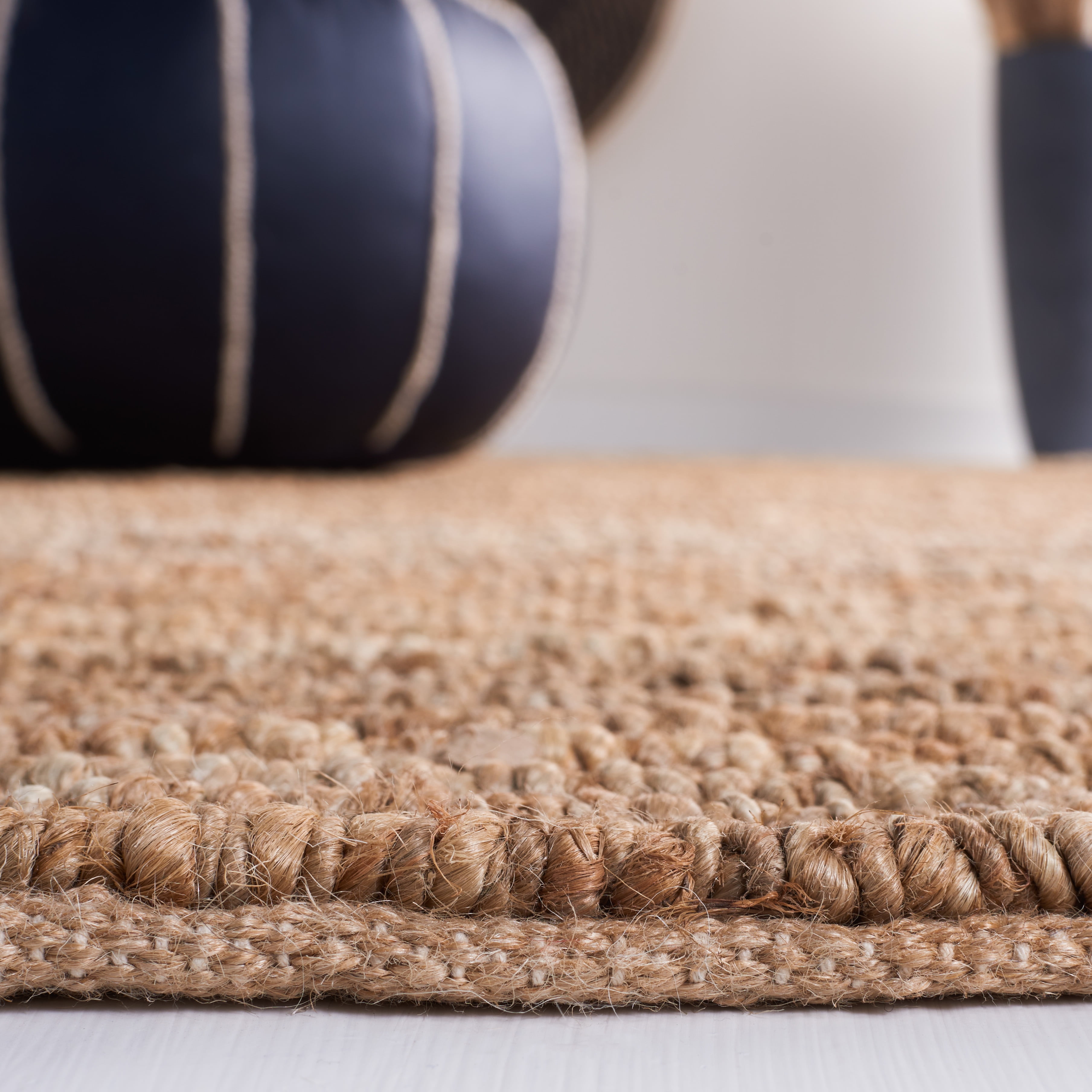 SAFAVIEH Natural Fiber Sheryll Solid Area Rug, Natural, 5' x 8'