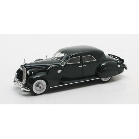 - 1940 Packard Super 8 Sport Sedan by Darrin in Green 1:43 by Matrix