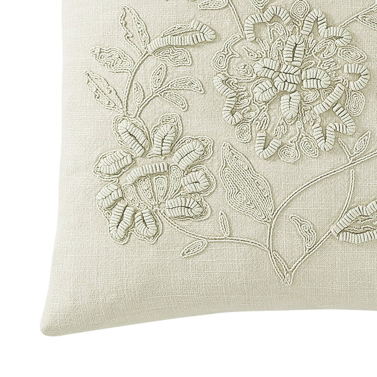 Ivory Geometric Velvet 20 Square Decorative Pillow - #84P40