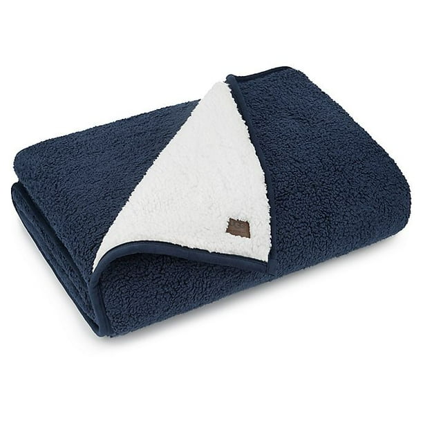 UGG Classic Sherpa Throw Blanket in Navy