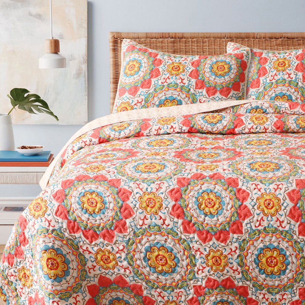 Pieridae Lightweight Microfiber Reversible Quilt Set 3 Pc King