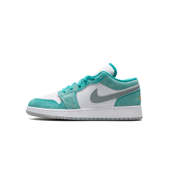 Jordan GRADE SCHOOL AIR JORDAN 1 LOW GS "NEW EMERALD" DO8244 301 from Stadium Goods