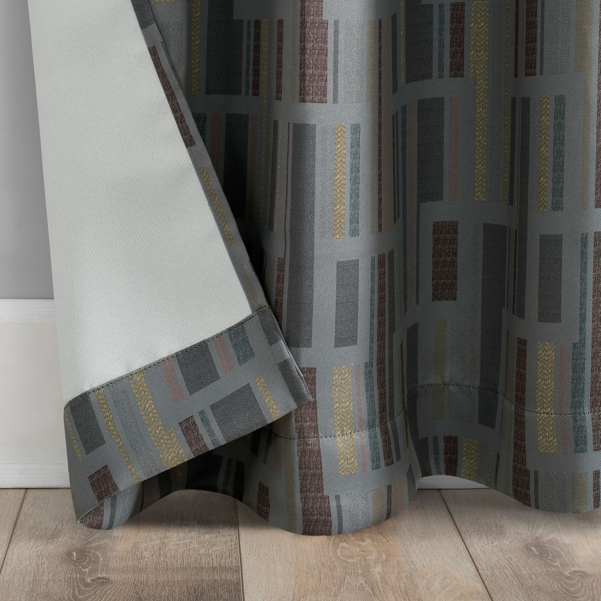 Mainstays Blackout Grommet Single Curtain Panel, 1 Panel, Gray Geometric, 40"W x 84"L