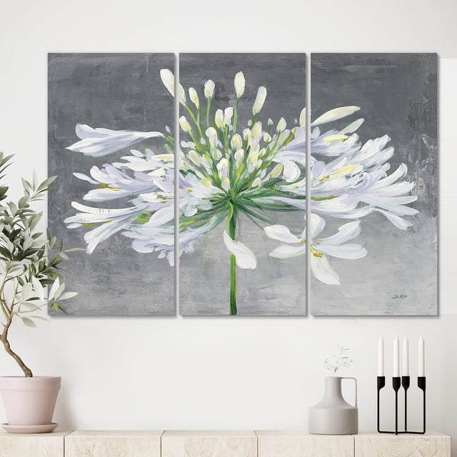 Designart - Flower Cleome Splash I - Traditional Floral Canvas Artwork