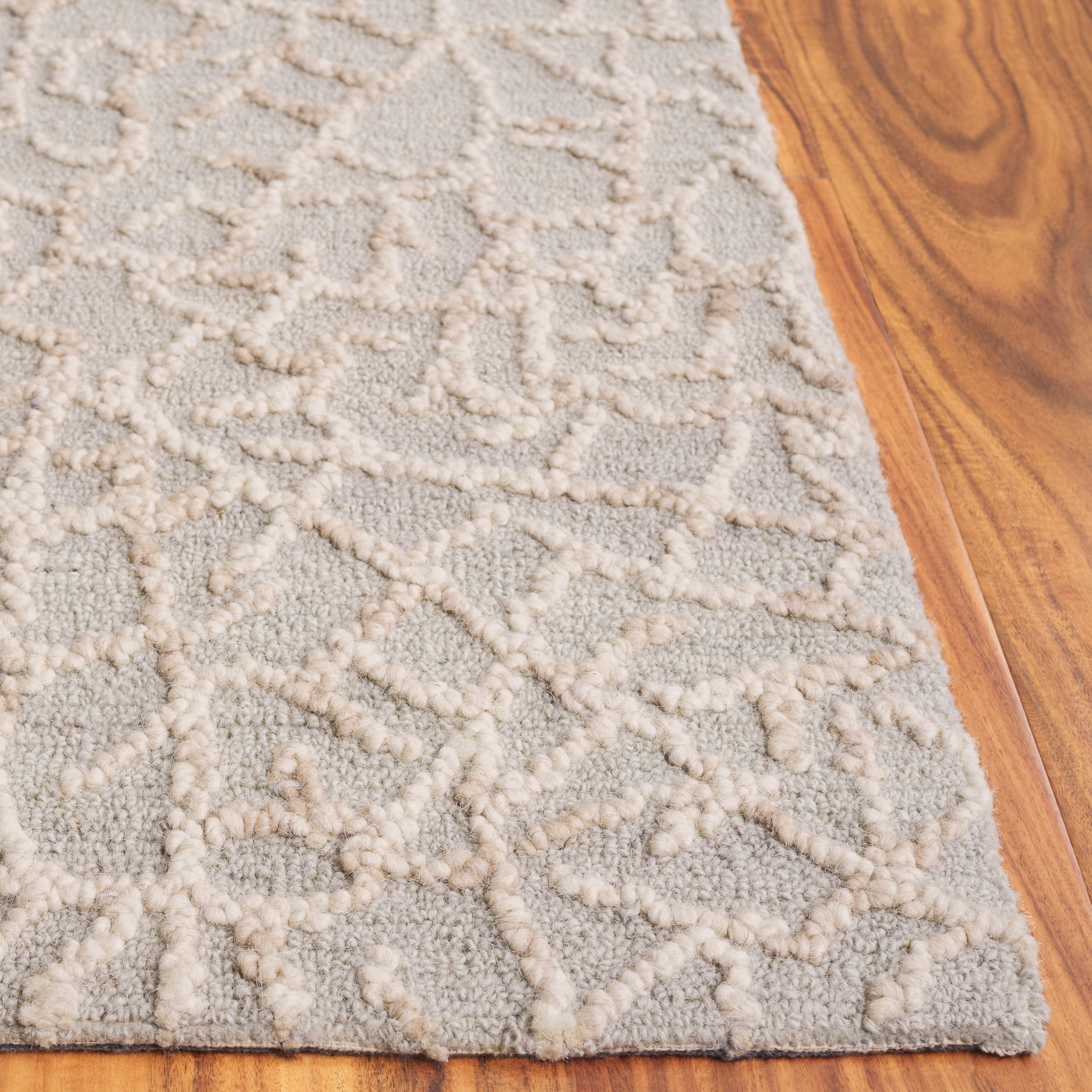 SAFAVIEH Abstract Santos Abstract Area Rug, Beige/Gray, 6' x 6' Square