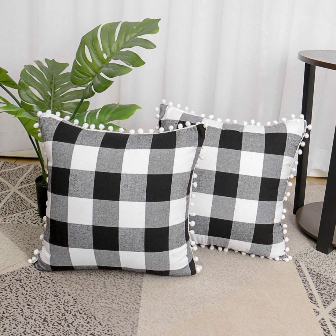 Unique Bargains 2-Pack Retro Pom Decorative Throw Pillow Covers 18" x 18" Black and White