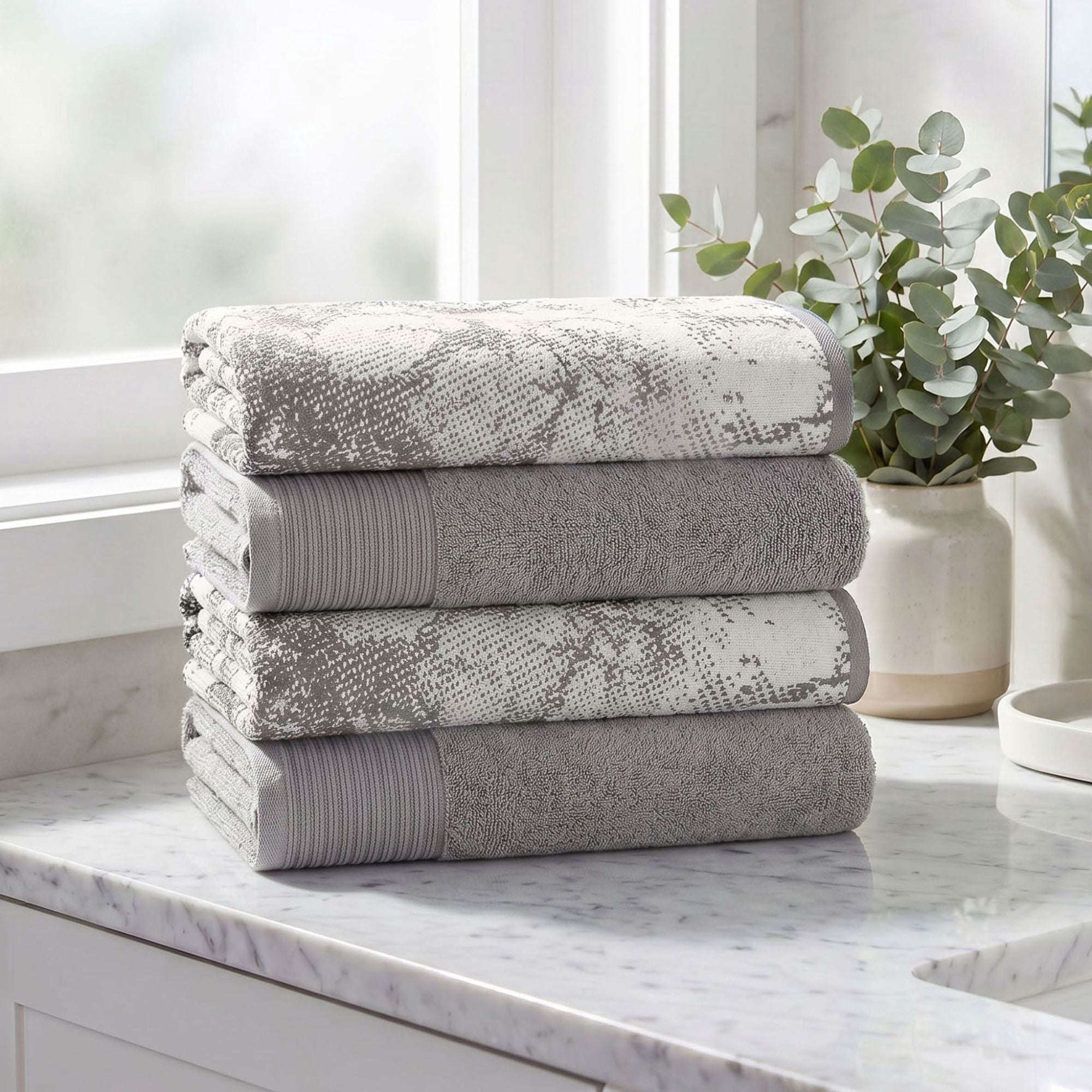 Superior Marble and Solid Jacquard Cotton Bath Towel Set, 4-Pack, Ivory - Charcoal