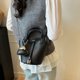 thumbnail image 3 of Bolso de mano de cuero suave con temperamento de estilo coreano para mujer, bolso de cadena informal y versátil para ir al trabajo, bolso bandolera de hombro 2025, 3 of 5