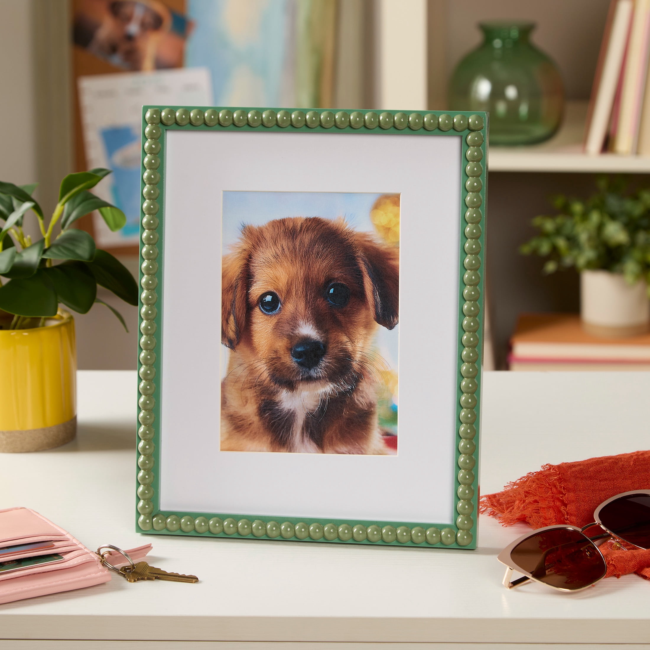 Mainstays by Becky G. & Alejandra Beaded Photo Frame, Green Lily, 5 in x 7 in with Mat or 8 in x 10 in