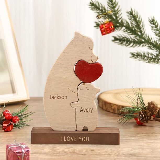 Adorno de oso de madera personalizado XINYU escultura con 2 a 6 nombres de familia