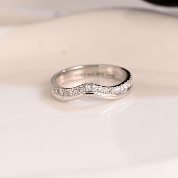vylahjewellery 925 Sterling Sliver Curved Round Cut Diamond Wedding Band for Women Stackable Anniversary Promise Ring Elegant Minimalist Bridal Jewelry