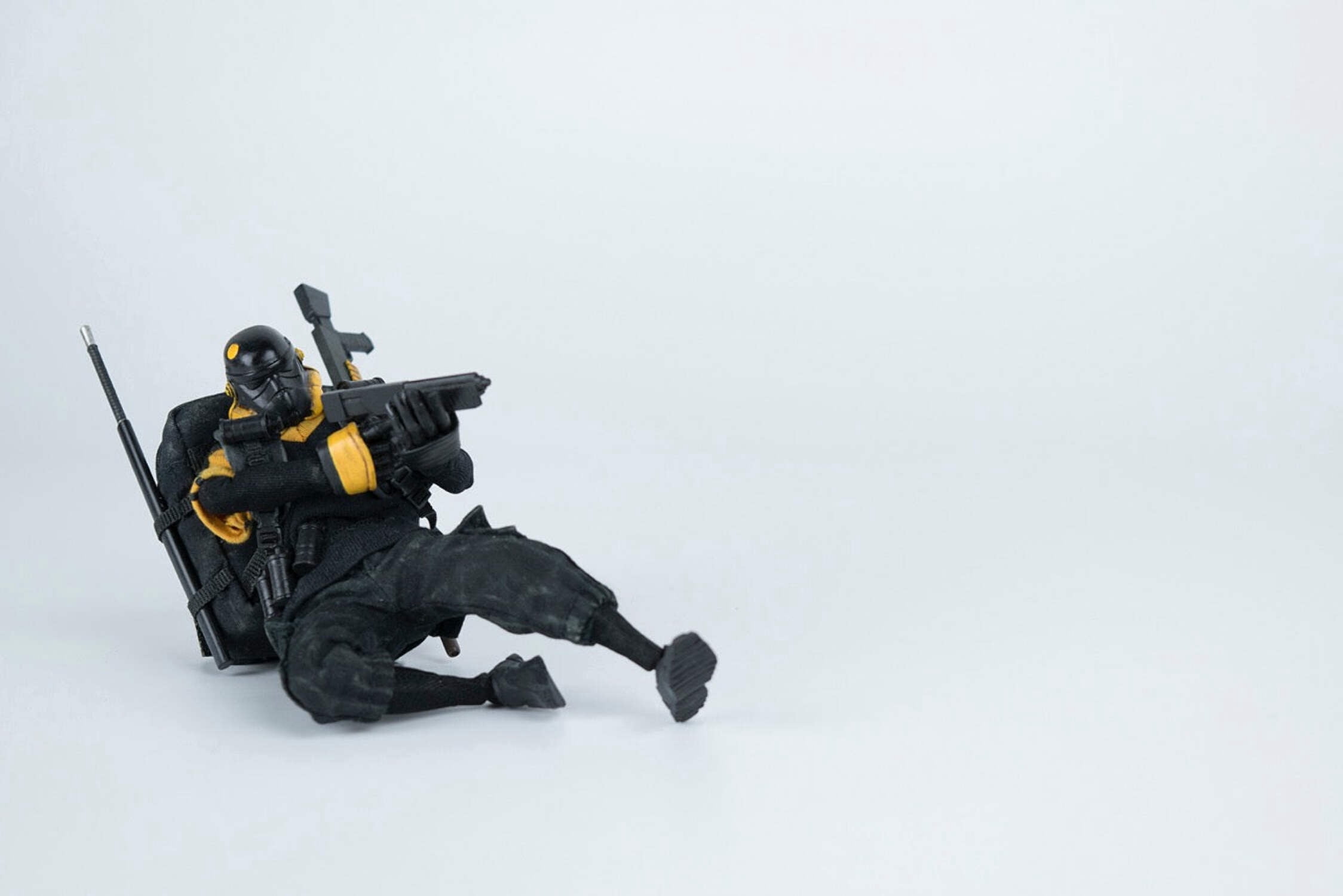 Lonely Trooper TK SERGEANT Action Portable 1/12th Scale Action