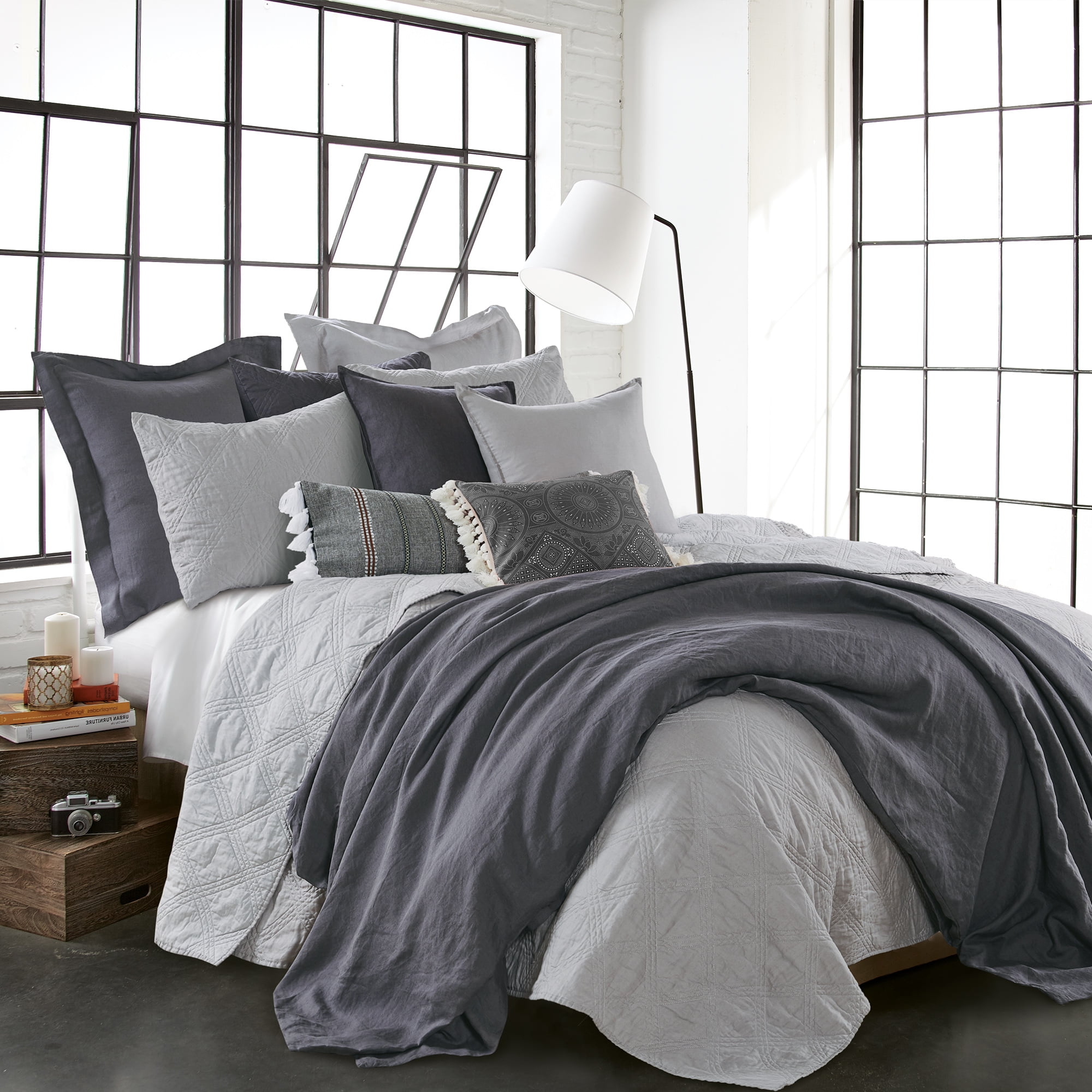 Levtex Home - 100% Linen - Queen Duvet Cover - Washed Linen in Charcoal - Duvet Cover Size (90 x 94in.)