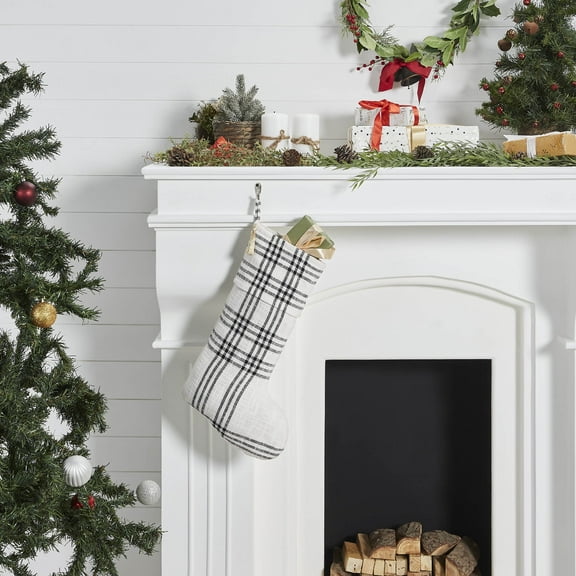Black Plaid Stocking 12x20