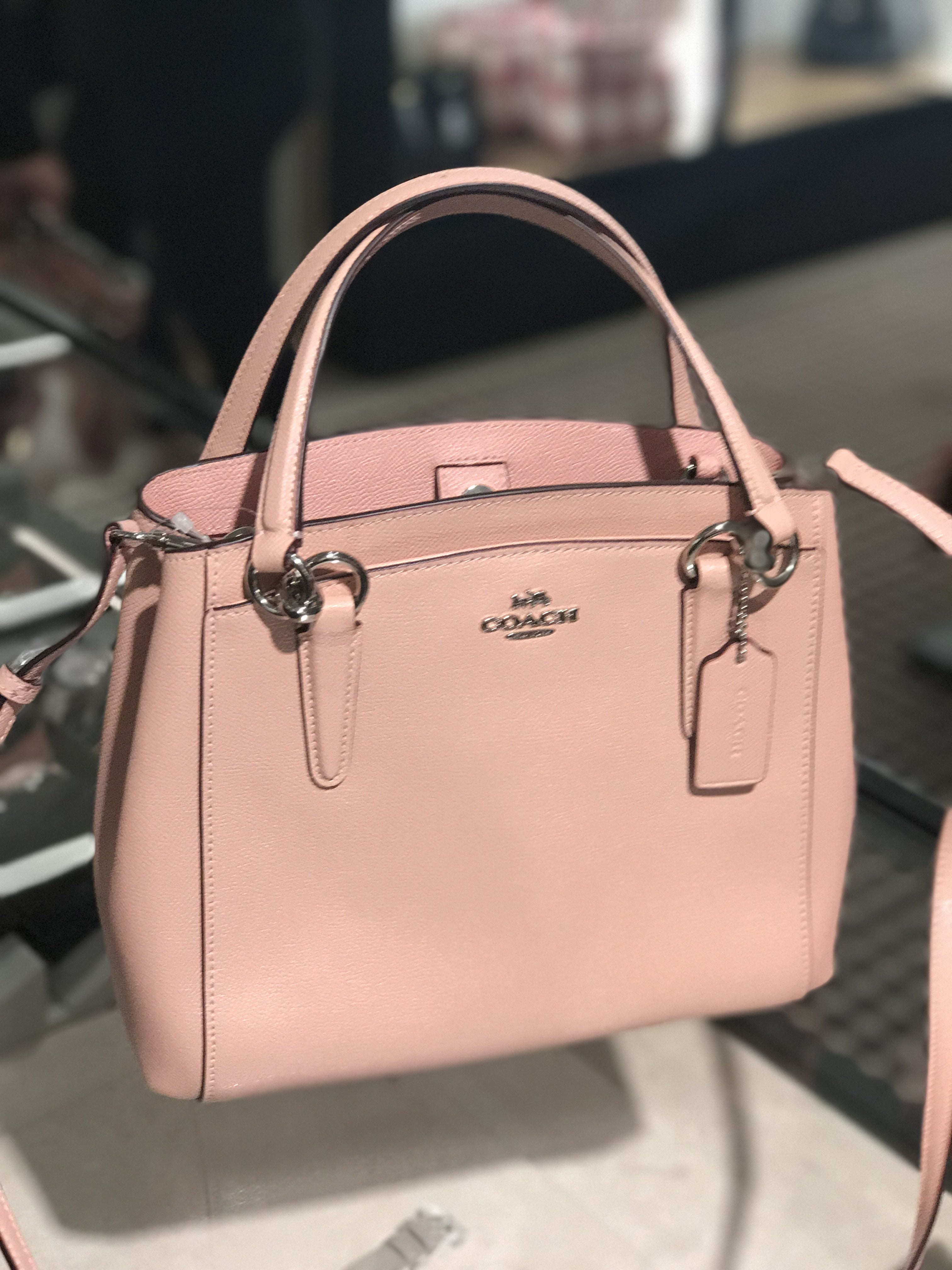 Coach crossgrain leather minetta crossbody hotsell