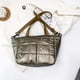 thumbnail image 2 of Bolso Bandolera Bolso bandolera de nailon para mujer, diseño con espacio, bandolera acolchada, de color liso, 2 of 6