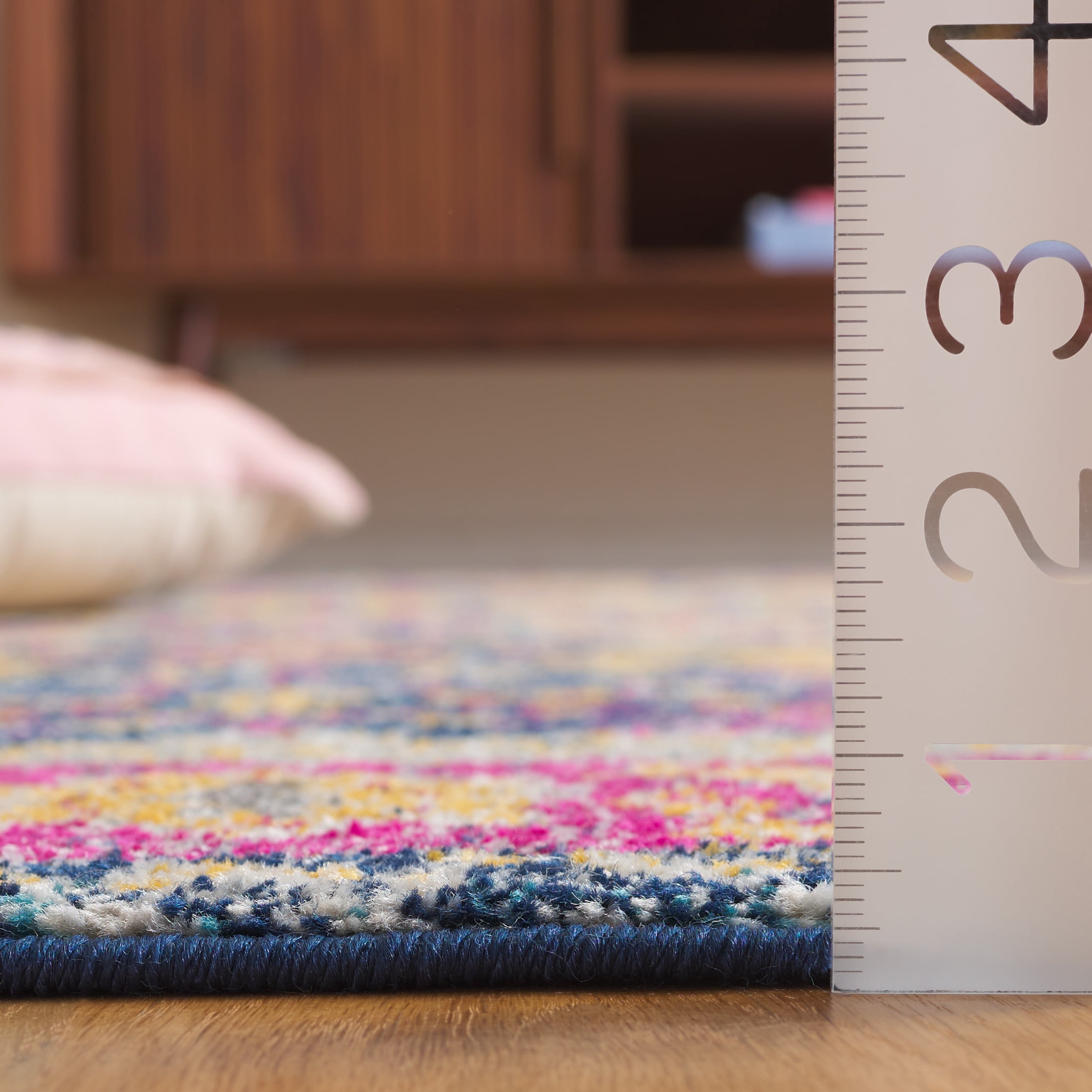 Safavieh Granada Blair Oriental Area Rug, Blue/Fuchsia, 5'1" x 7'6"