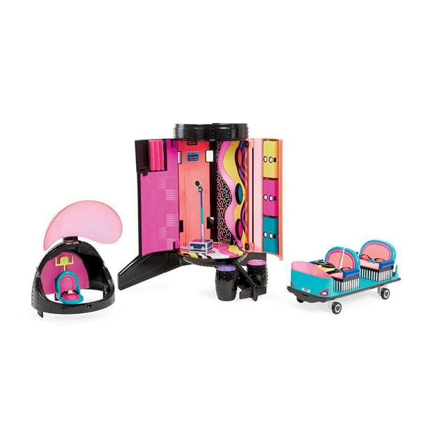 L.O.L. Surprise! O.M.G. Remix 4-in-1 Plane Playset