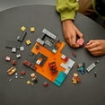 thumbnail image 2 of LEGO Minecraft Le bastion Nether 21185 Ensemble de construction (300 pièces), 2 of 6