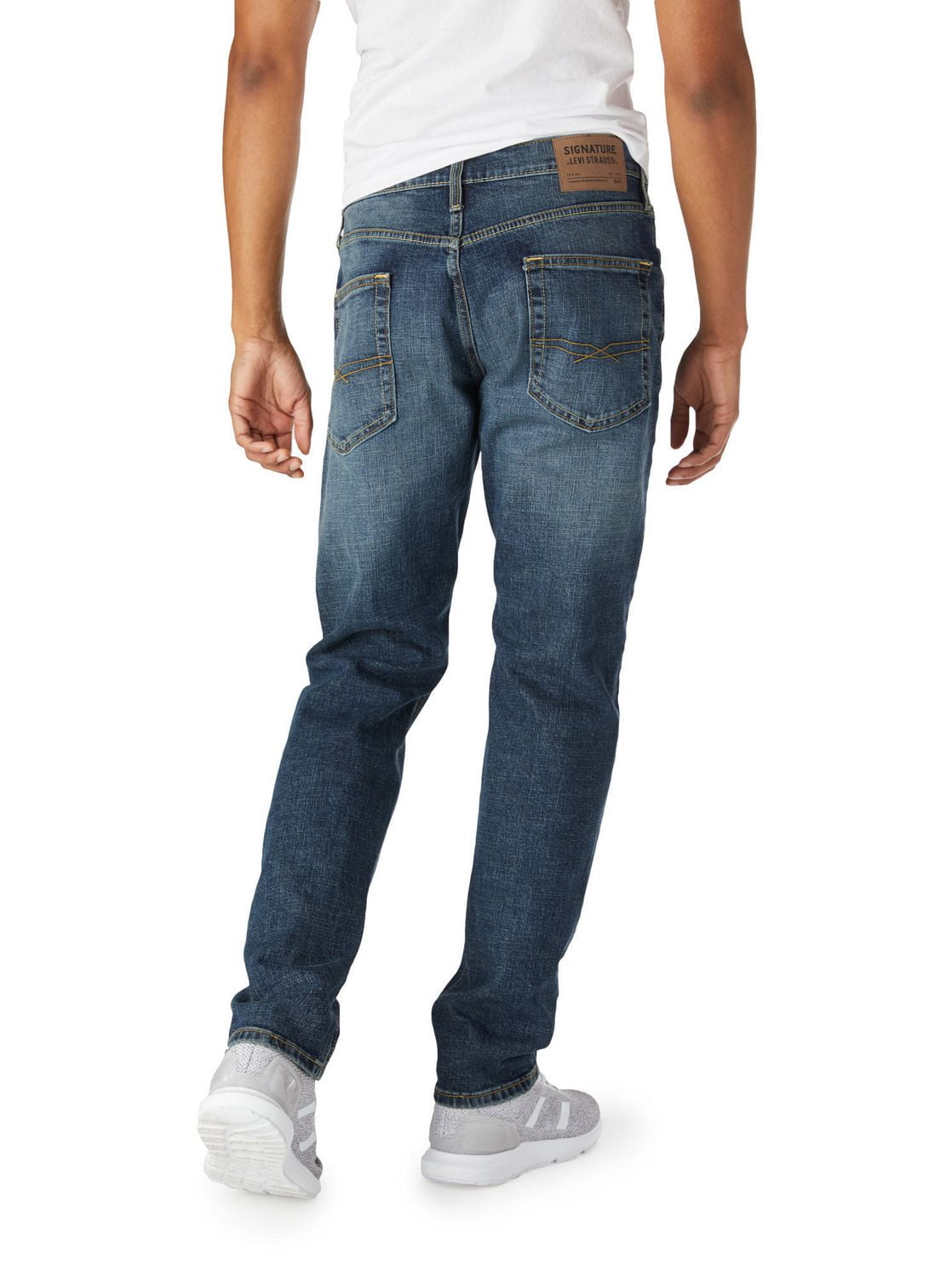 Levi Strauss Signature™ Men's Regular Taper Jeans
