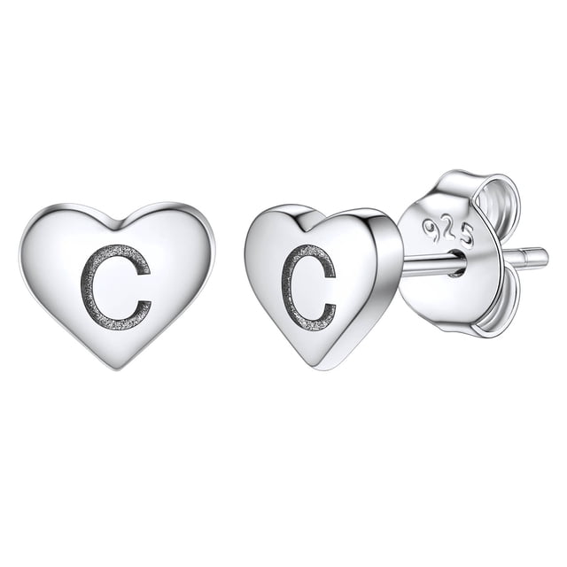 Pendientes de corazón inicial de Silvora, tachuelas de plata esterlina hipoalergénicas para mujer, diminuta letra C, dijes de oreja, regalo de joyería para cumpleaños, día de la madre