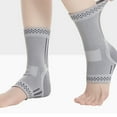 thumbnail image 1 of Attelle de Cheville en Graphène, Manchon de Compression Autochauffant Évacuant la Transpiration pour Activités Sportives, Compresse Chauffante à Pois Rouges, 1 of 7