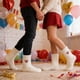 thumbnail image 1 of Calcetines blancos abullonados para San Valentín | Calcetines de forro polar grueso y acogedores para mujeres y niñas | Pack de 2 calcetines cálidos de invierno, 1 of 6