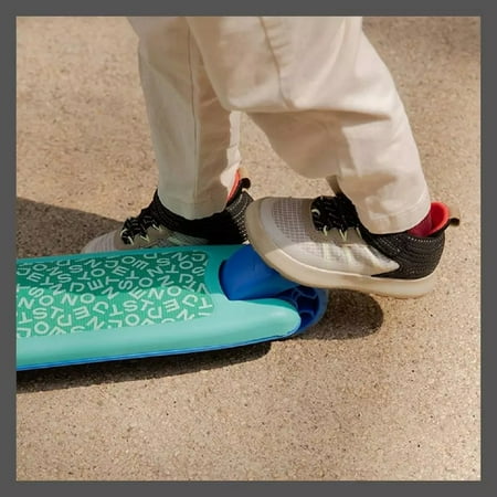 Kids Trike Scooter LED Lights Folding Blue/Green Grow Kick 3-Wheel