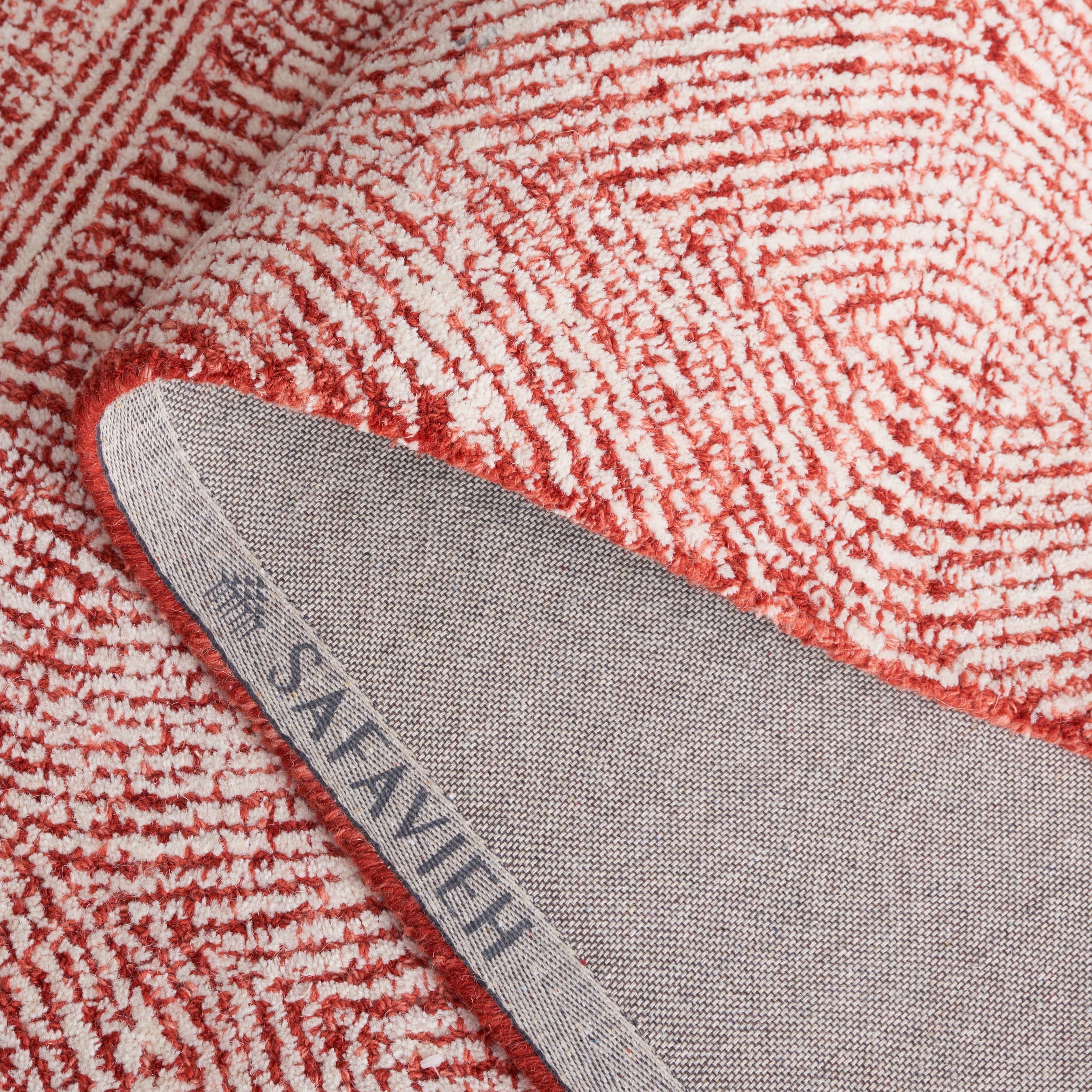 SAFAVIEH Abstract Caelestinus Ogee Wool Area Rug, Ivory/Red, 6' x 6' Square