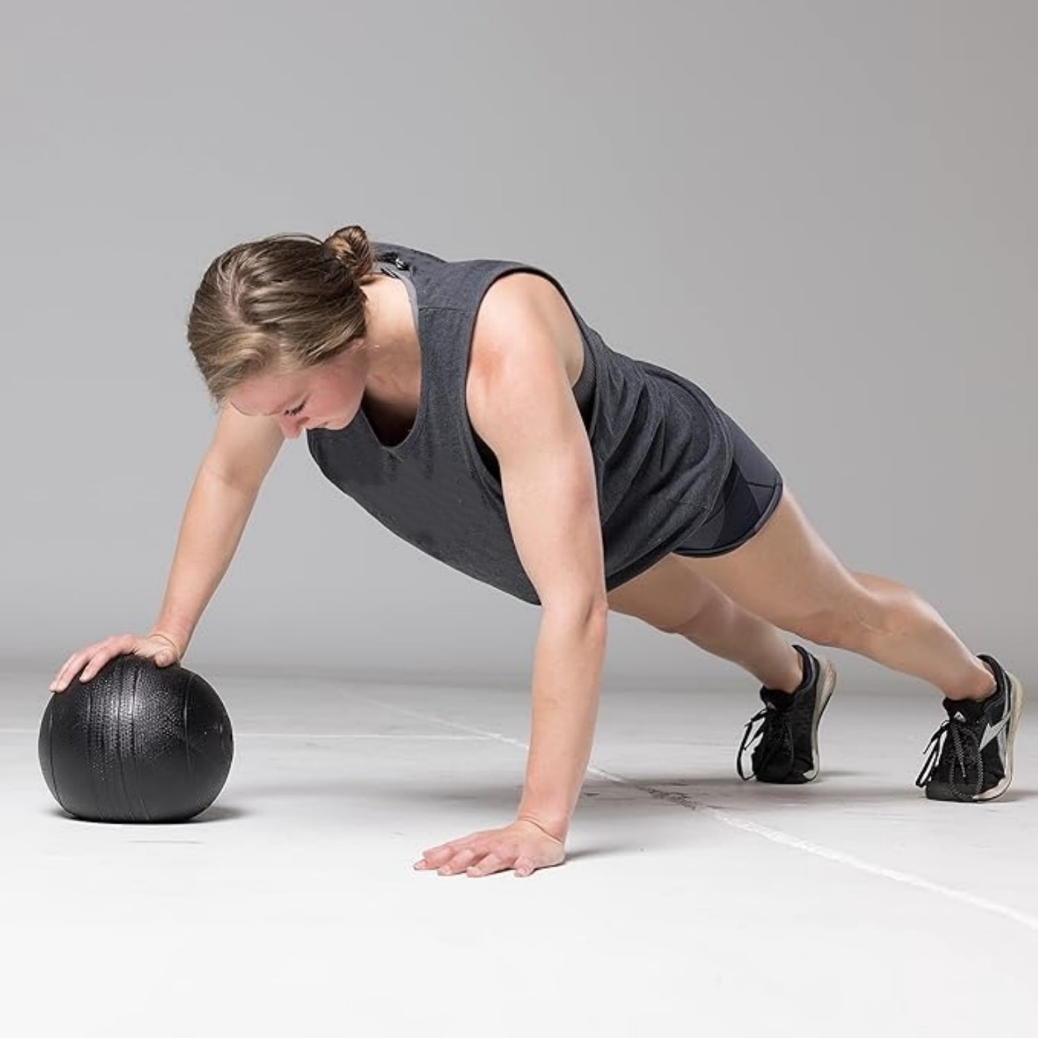 Slam Balls for Strength and Conditioning, Slam Ball Exercises, and Cardio Workouts (5, 10, 15, 20, 25, 30, 35, 40, 45, 50, 60, 70, & 100 lbs)
