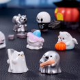 thumbnail image 3 of Figurita Decorativa De Resina Para Halloween Para Decorar El Salón Y El Dormitorio. Microdecoración., 3 of 7