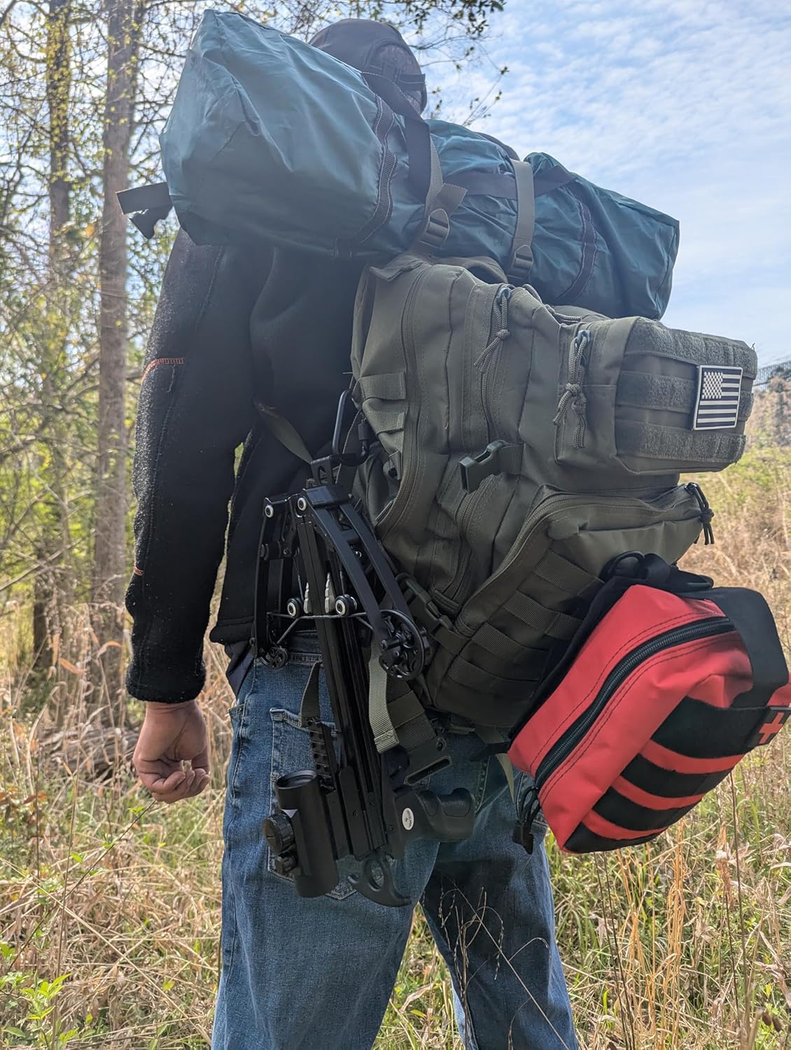 WT Outdoors Hunting and Fishing First Aid Trauma Kit .Quick Deployment Bag Chocking , Burn Care,Wound Care,Survival Blanket, CPR Mask – Bleed