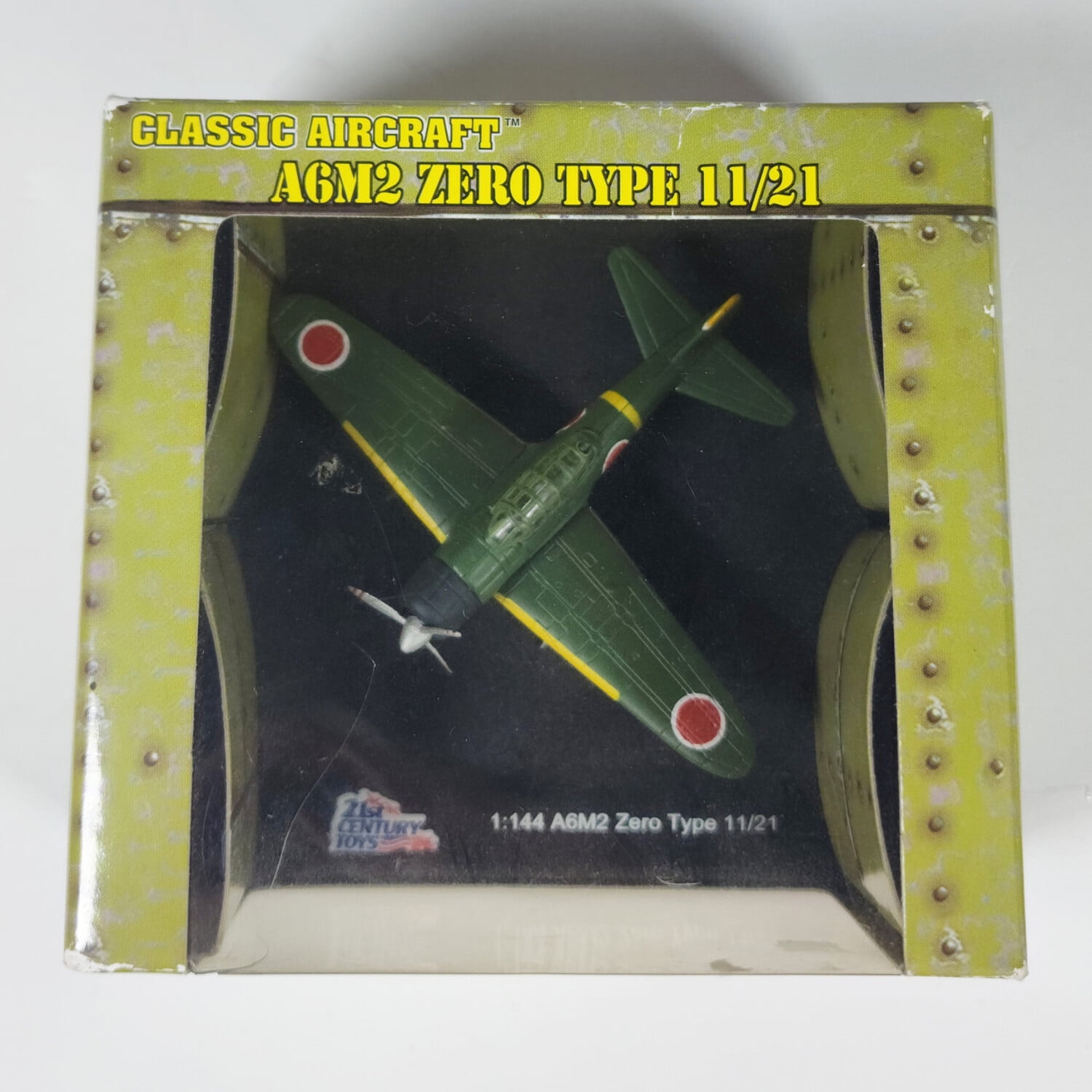 21st Century Toys Mitsubishi A6M2 Zero Type 11/21 1/144