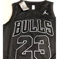 thumbnail image 4 of Camiseta De Baloncesto Chicago Bulls 2023nba Negro Michael 2023 Jordan Mvp, 4 of 4