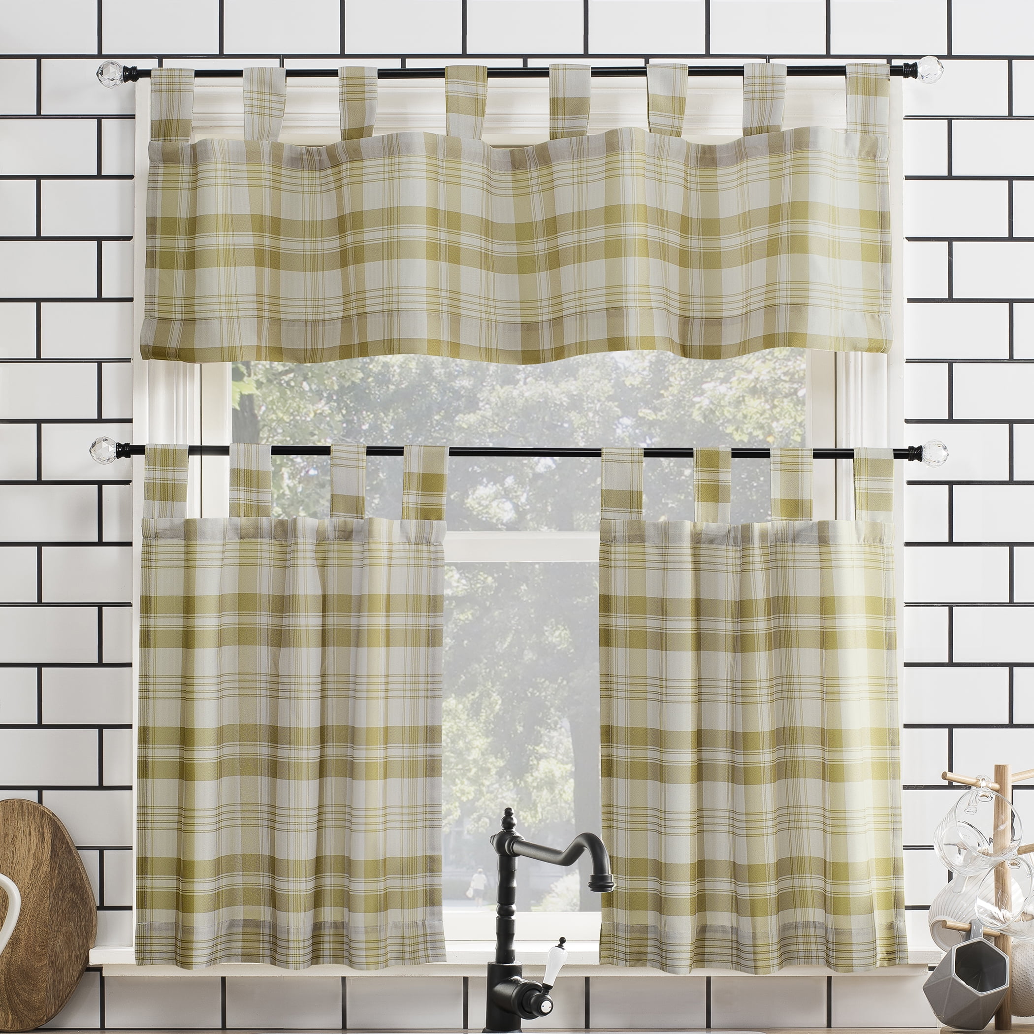 No. 918 Blair Farmhouse Plaid SemiSheer Tab Top Kitchen Curtain