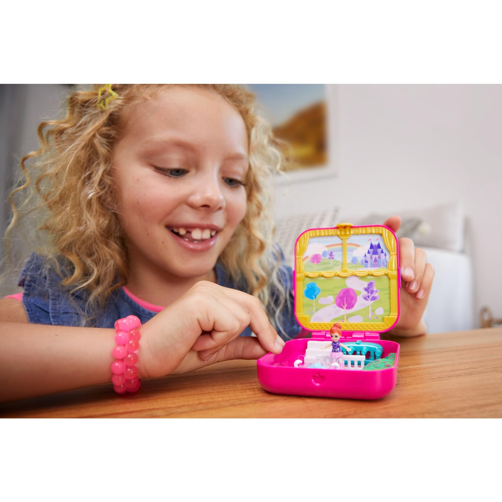 Polly Pocket Compacts w/ Dolls...