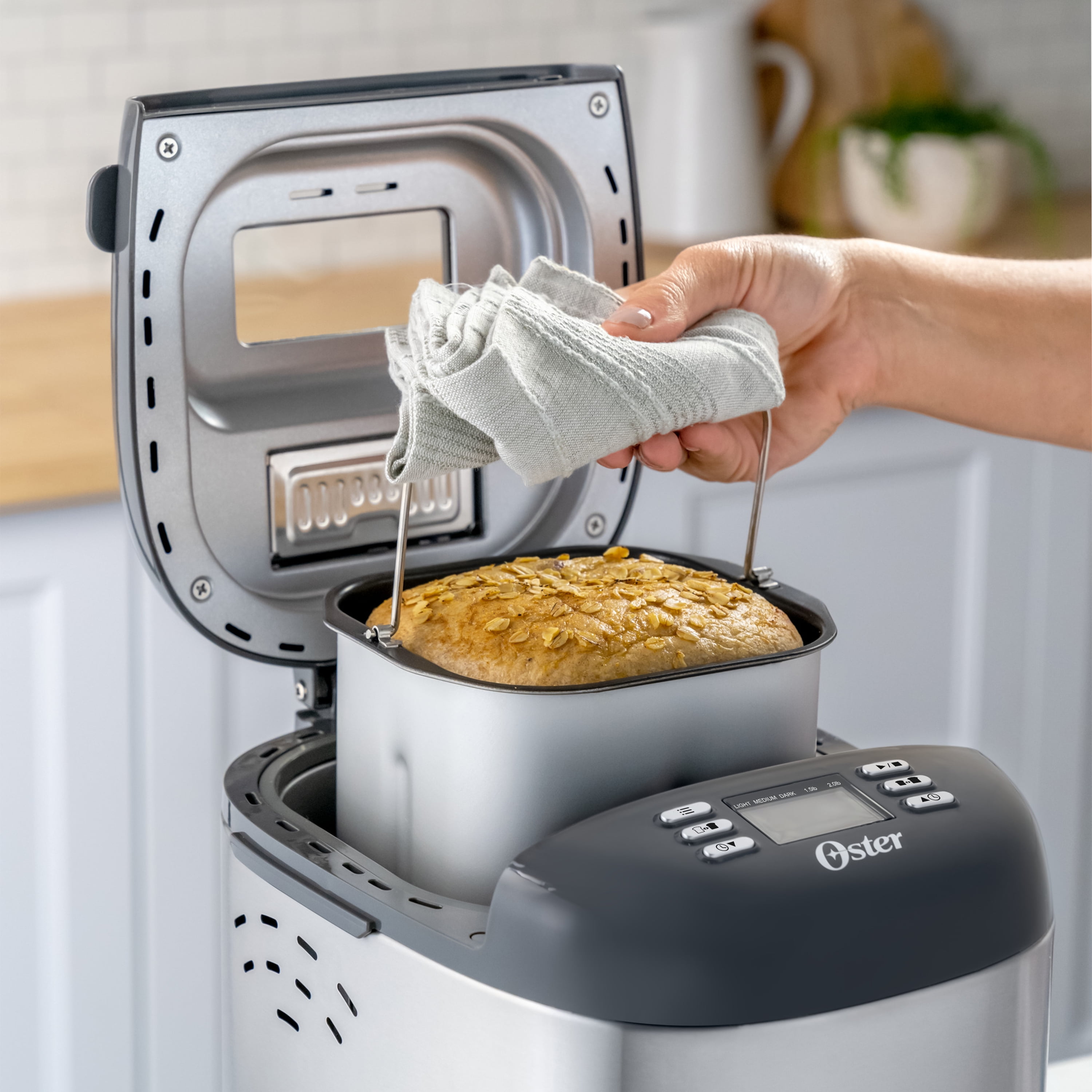 Oster ExpressBake Bread Maker