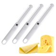 thumbnail image 1 of Diseño Cortador de queso de doble alambre, corta fácilmente rebanadas de queso más gruesas o más delgadas, desde quesos semiblandos hasta quesos duros, con solo un giro., 1 of 5