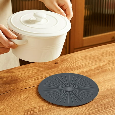 

KAOU Insulation Pad Heat-resistant Easy to Clean Food-grade Silicone Round Restaurant Home Hotel Dining Table Placemat for Gifts