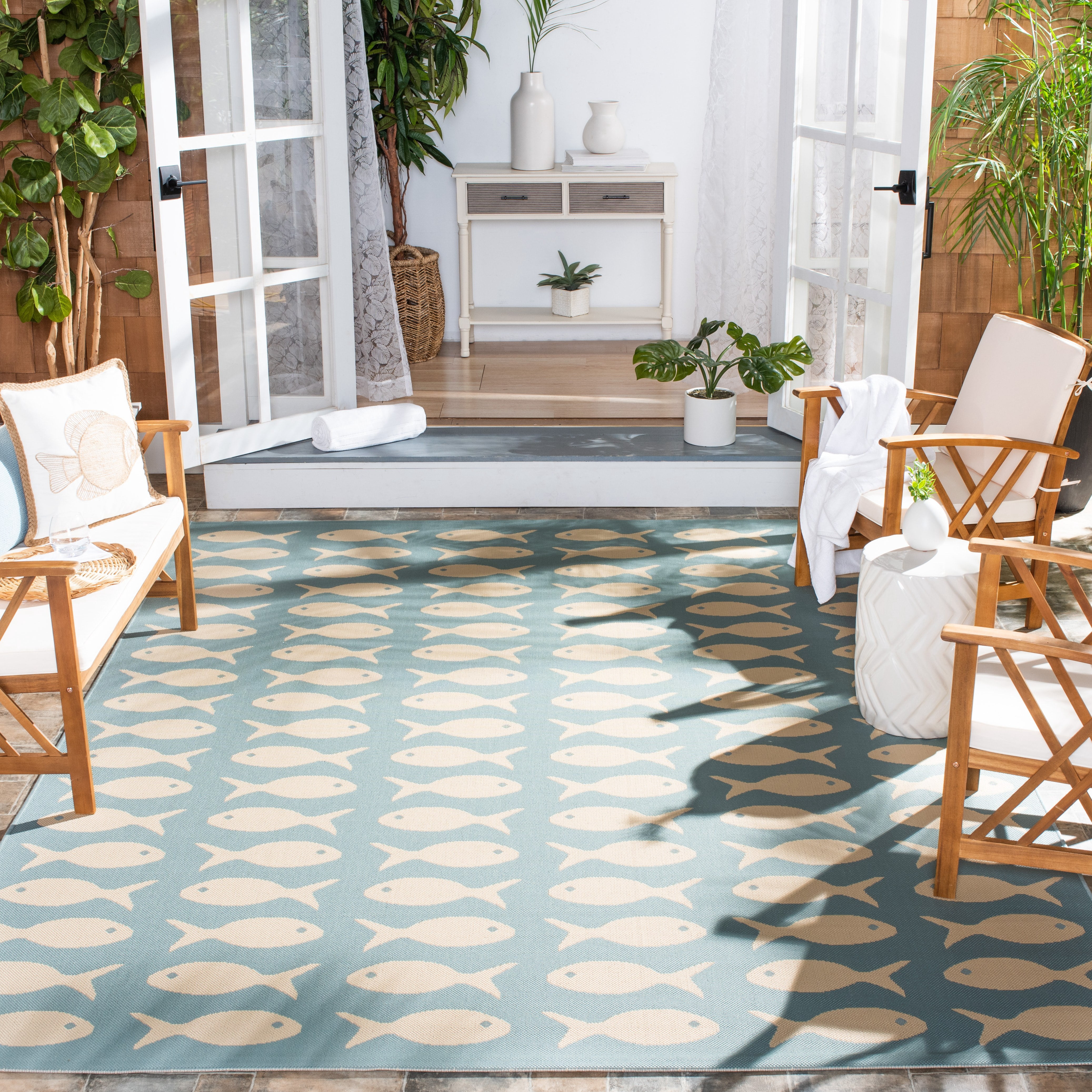 SAFAVIEH Courtyard Tranter Fishes Indoor/Outdoor Area Rug, Aqua/Beige, 6'7" x 6'7" Square