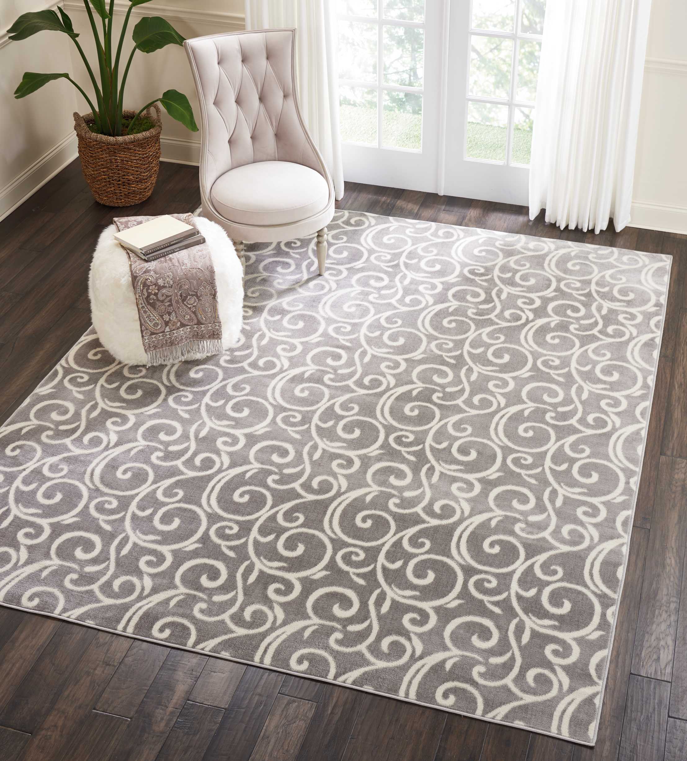 Eclectic Essentials Gray Bohemian Botanical Area Rug